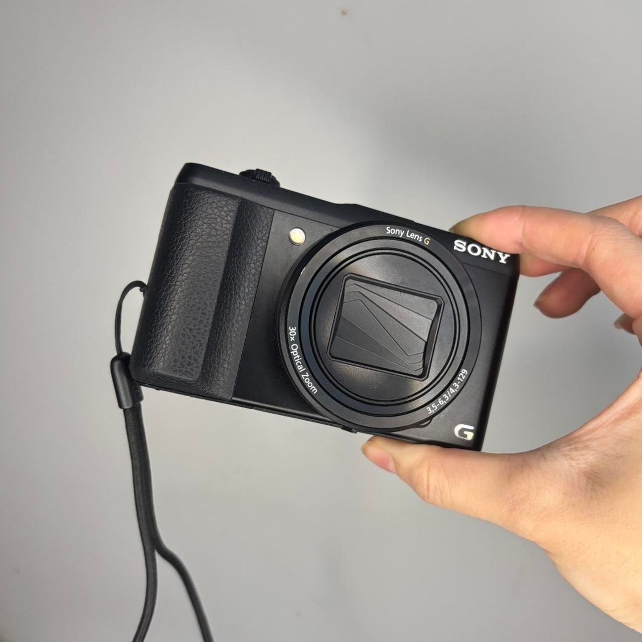 P0_3859bc0c-41a1-4d29-b7cf-c1ccf172dc44.jpg Sony Cybershot Digital Camera - Image 1