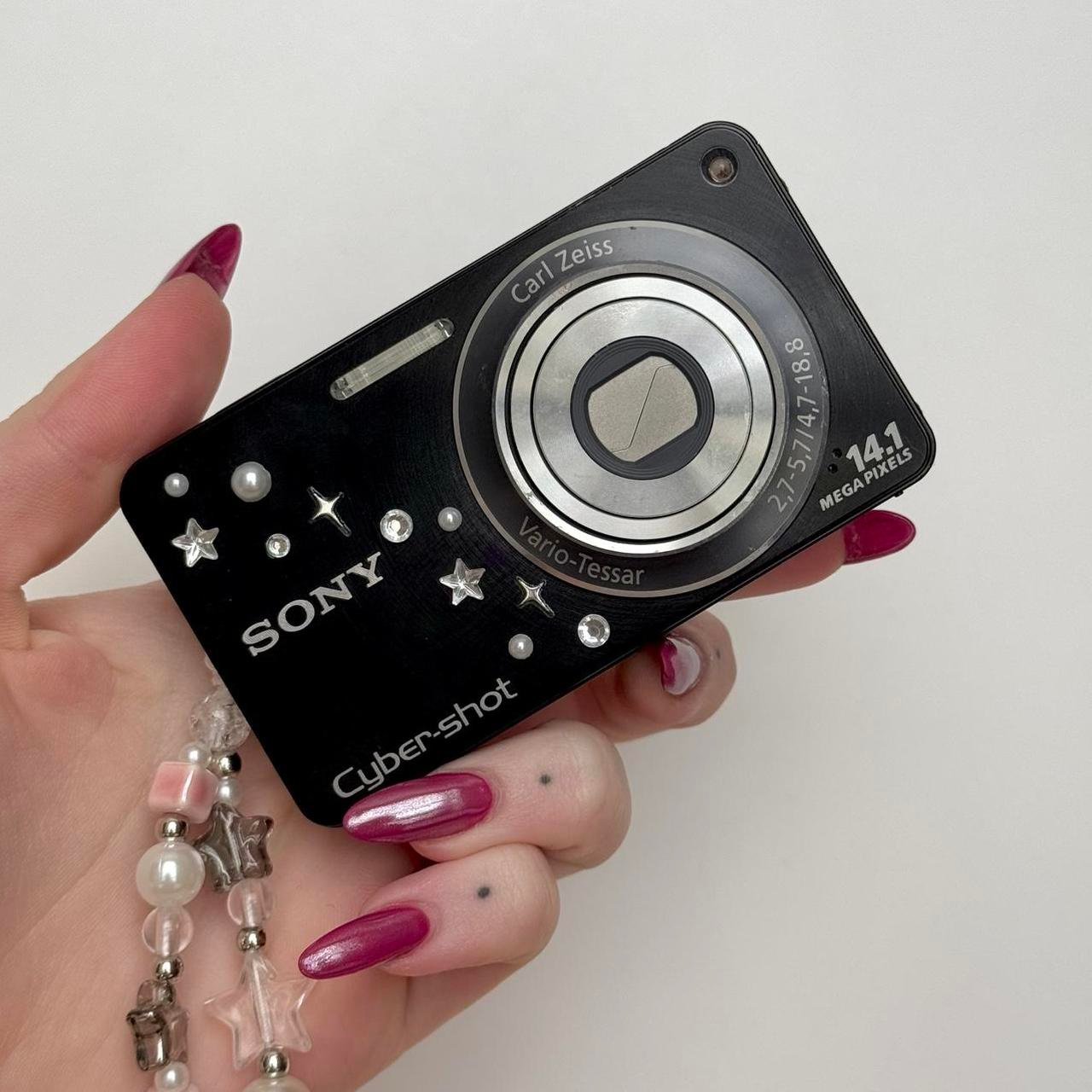 pic_7a77629e-37f9-4058-a1ef-30a3208c6e52.jpg Used Digital Camera | Sony Cybershot W350 Digital Camera | Complete Set - Image 1